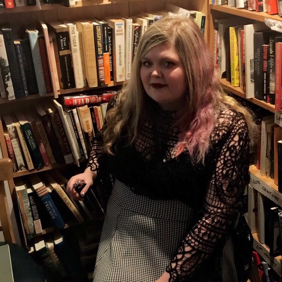 Meet your Posher, Kelsey - Picture 6 of 16